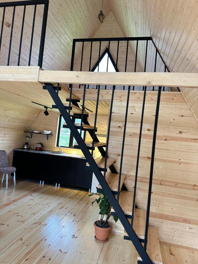 Апартаменти Thomas' Hut Степанцмінда Екстер'єр фото